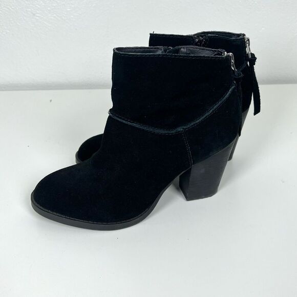 Steve Madden Suede Heeled Ankle Booties - Picture 4 of 7